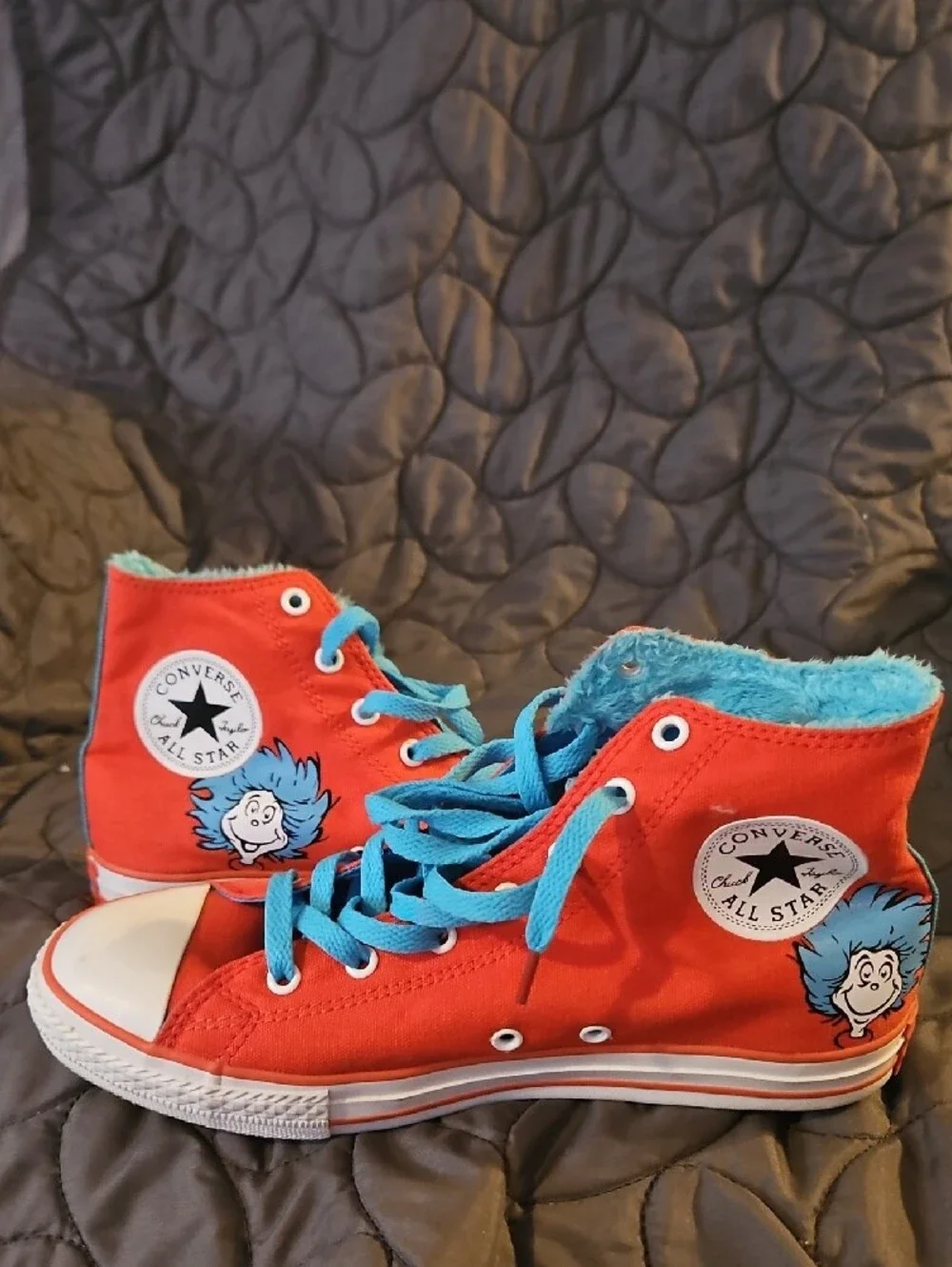 Converse Canvas Vintage Dr Seuss Thing 1&2. Excellent Condition